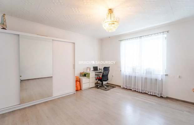 Dom z dużą działką budowlaną. Rzozów 87 arów.