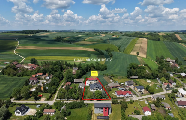 Inwestycja z Duszą i Potencjałem: Dawna Mleczarnia o Powierzchni 750 m² blisko Stoku Narciarskiego (Sławice Szlacheckie, gm. Mi
