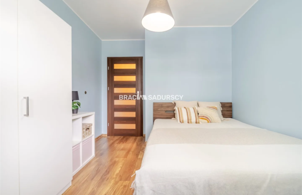 Zadbane 38 m² z balkonem | Piaski Wielkie