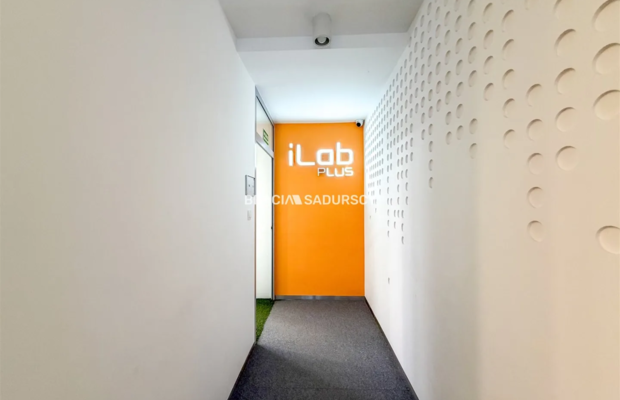 Lokal usługowo-biurowy, 170 m², Zabłocie, parter