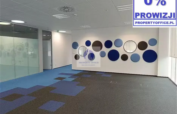 Włochy: lokal biurowy 1301,11 m2 do wynajęcia