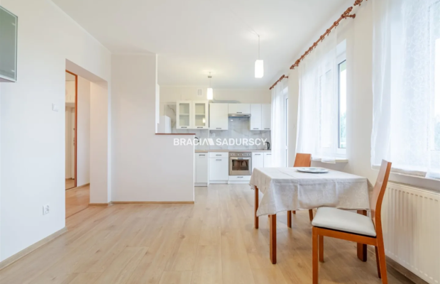 3 pok 51 m2  dwa balkony / Dębniki Ruczaj 