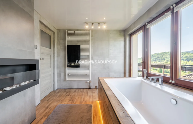 Wolnostojący dom jednorodzinny 193m2,Pcim,7 pokoi