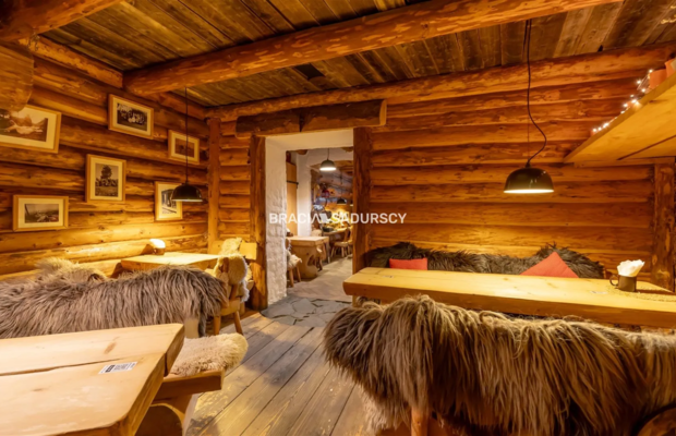 Lokal w centrum miasta z działającą restauracją