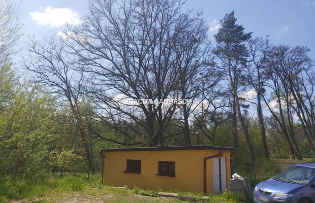Chrzanów, ul. Kolonia Fabryczna - do sprzedania garaż (z możliwym najemcą)  

  
Oferujemy garaż o powierzchni 26 m2 wraz z dzi
