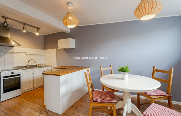 2 pokoje 57,5 m² w kamienicy | Brodowicza