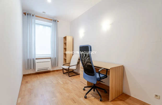 60,17 m² | 3 pokoje | Piwnica | Bezczynszowe