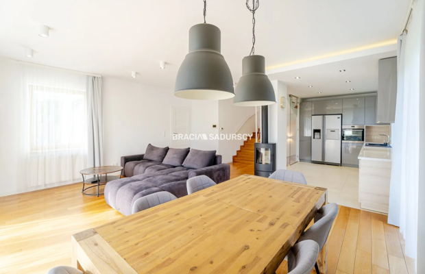 NOWOCZESNY DOM 265 m² | LUSINA | 6 ARÓW