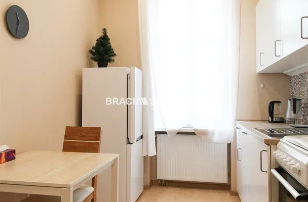 Stare Podgórze po remoncie, 41m 