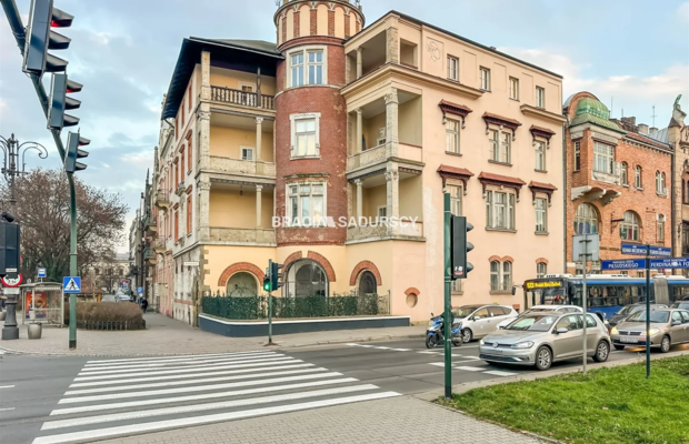 STARE MIASTO / ALEJE / RYNEK  /  KAWALERKA  /  