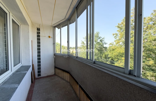 4 osobne pokoje, balkon, oddzielna kuchnia