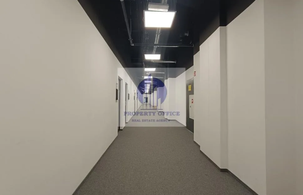 Włochy: lokal biurowy 80,30 m2 do wynajęcia