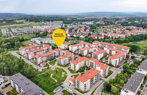 2 pok (oddzielne)  48m2 z garazem