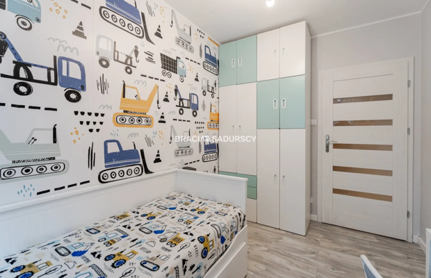 SERENADA|3POK|PARKING|BALKON|58,60M