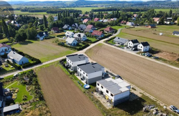 Bliźniak z widokiem na góry