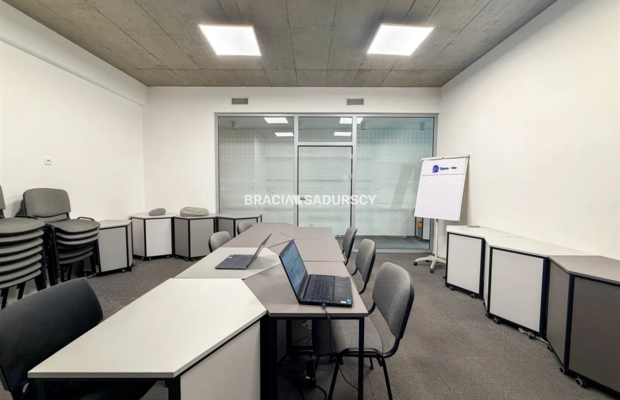 Lokal usługowo-biurowy, 170 m², Zabłocie, parter