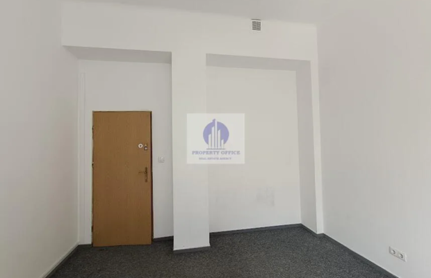 Śródmieście: lokal biurowy 15,80 m2 do wynajęcia