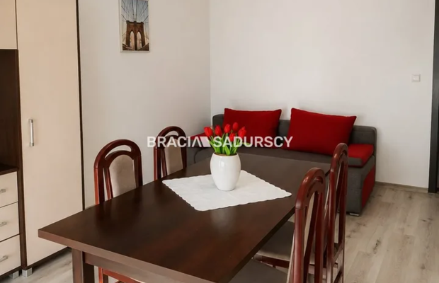 2 pokoje, balkon, miejsce postojowe, piwnica