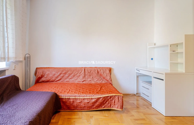 Kraków - Nowa Huta, os. Ogrodowe | 53 m² | 2 pokoje + osobna kuchnia | 3. piętro 

 Do wynajęcia mieszkanie o powierzchni  53 m