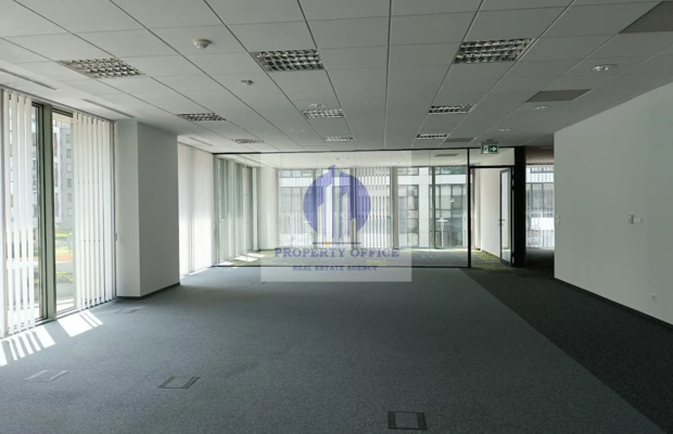Mokotów : lokal biurowy 900m2 do wynajęcia