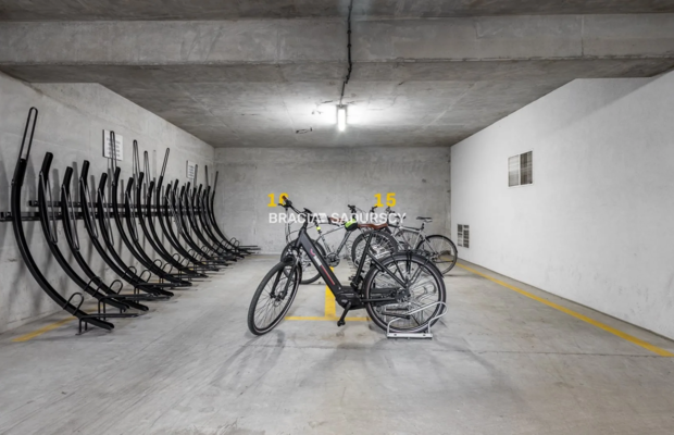 Lokal okolica Galerii krakowskiej - parter 