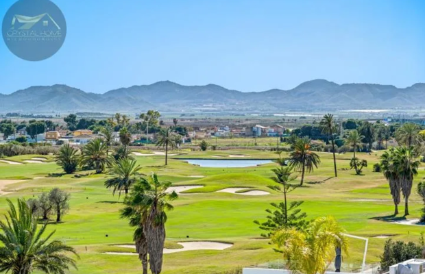 Apartament przy polu golfowym w Los Alcázares