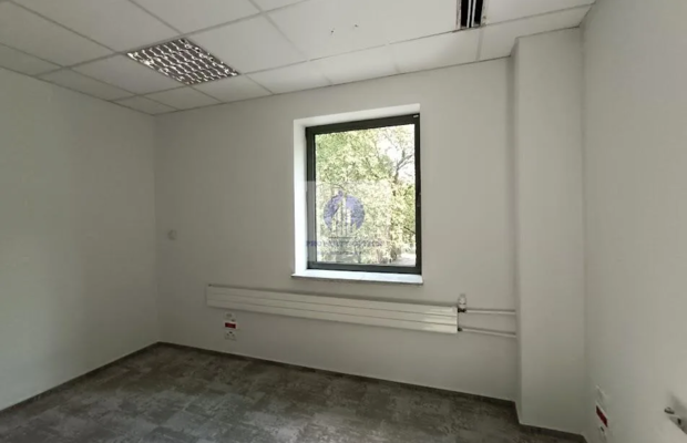Mokotów: lokal biurowy 150 m2 do wynajęcia