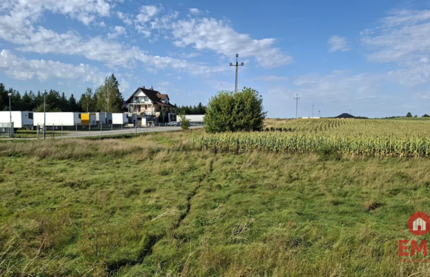 Działka inwestycyjna przy S8