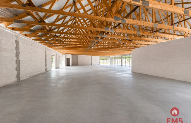 Lokal handlowo-usługowy 360 m2