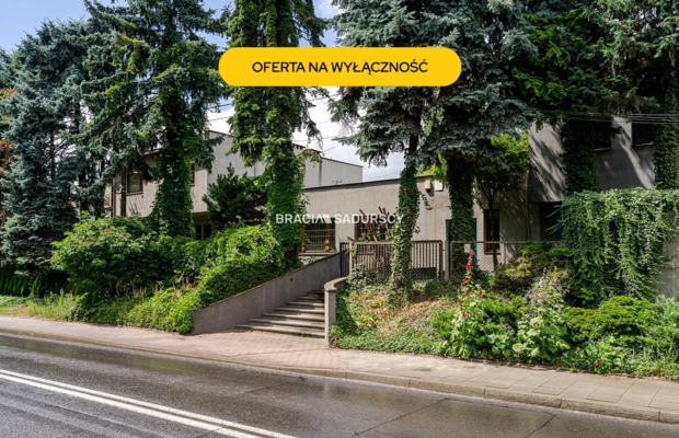 Lokal usługowy z domem mieszkalnym