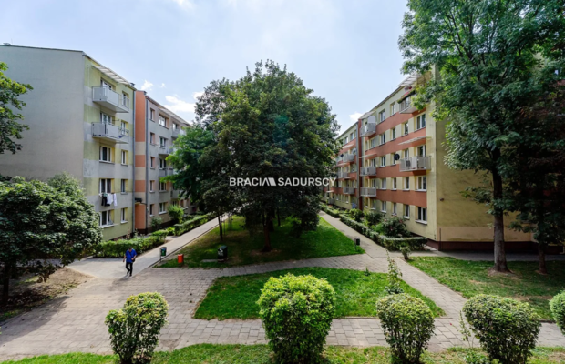 4-pok/Azory/2 balkony/murowany garaż/dla rodziny