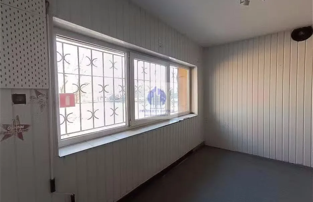 Praga Południe: lokal biurowo-usługowy 35m2 do wynajęcia