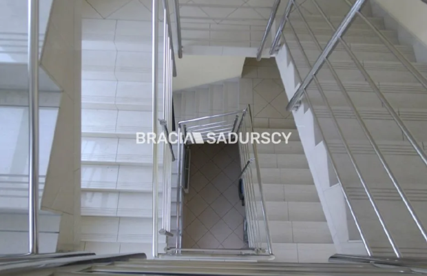 *Zdjęcia należą do właściciela oferty.   

   Do wynajęcia reprezentacyjny lokal biurowy klasy A o powierzchni 180 m² znajdując