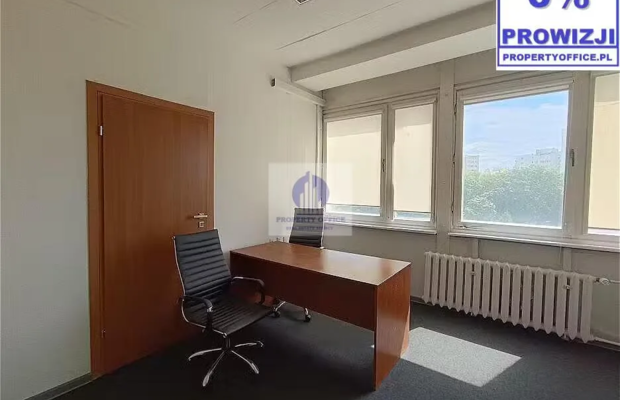 Praga Południe: lokal biurowy 14,40m2 do wynajęcia