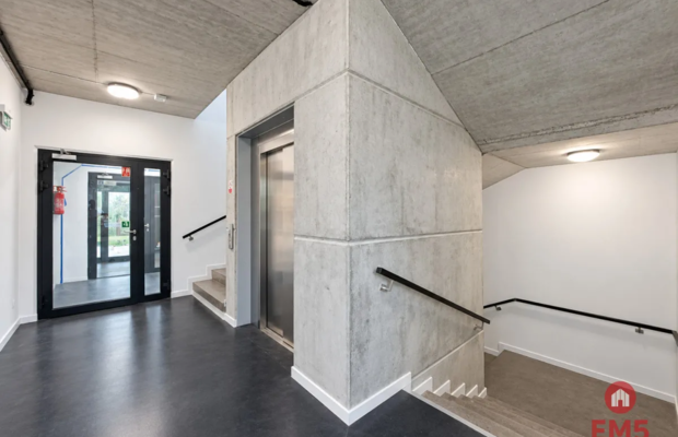 Lokal użytkowy 100 m2