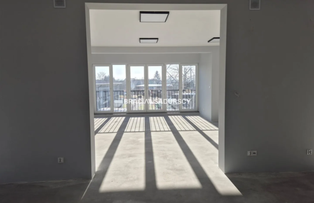 Wolnostojący obiekt biurowy- 300m2!!!