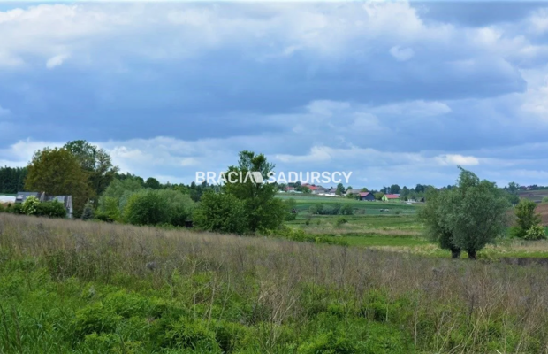 Działka budowlano-rolna o pow.: 1622 m2
