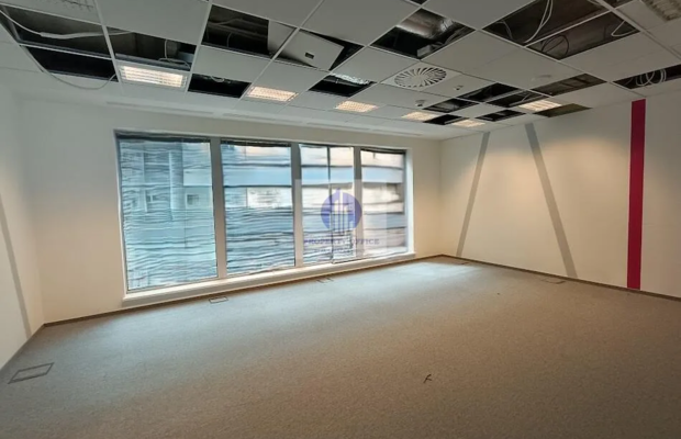 Mokotów: lokal biurowo-usługowy 1572 m2 do wynajęcia
