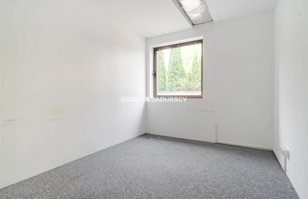 lokal handlowo-usługowy lub biurowy 100m2 Olsza