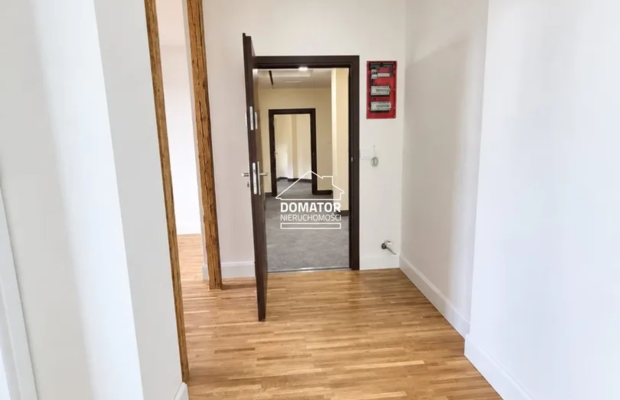 Przestronne Mieszkanie w Śródmieściu | 47,43 m² 
