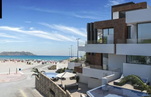 Luksusowy apartament w pierwszej linii plaży