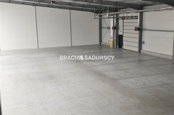 Centrum logistyczne 2500 m2  Niepołomice 