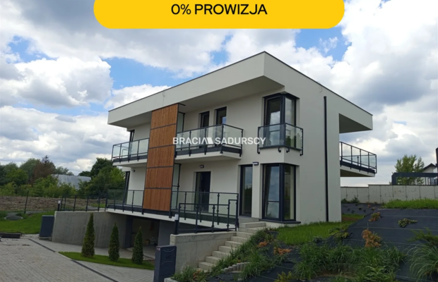 Nowoczesny dom w zielonej okolicy 