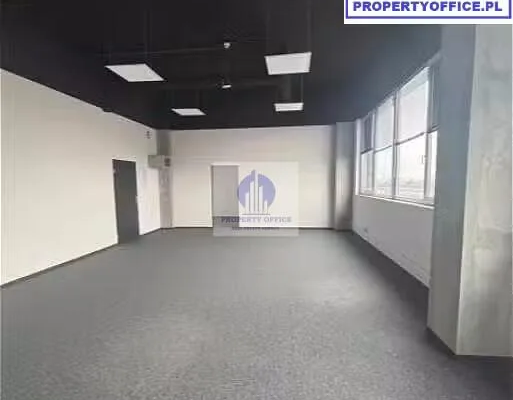 Włochy: lokal biurowy 73,70 m2 do wynajęcia