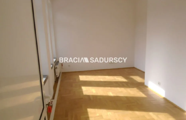 *Zdjęcia należą do właściciela oferty.   
 
Polecamy do wynajęcia atrakcyjne piętro leżące na II piętrze biurowca o powierzchni