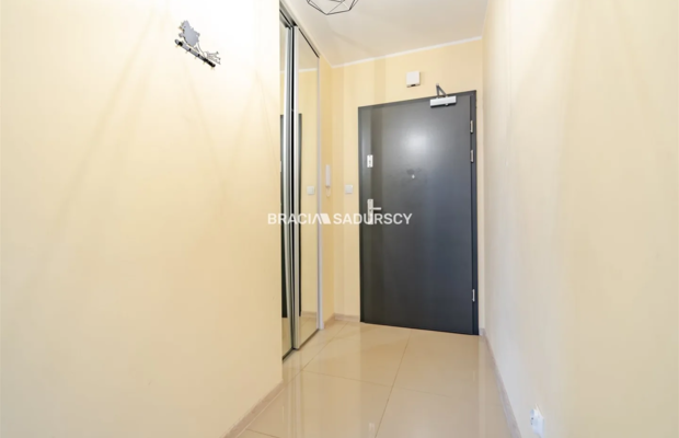 Zadbane 38 m² z balkonem | Piaski Wielkie