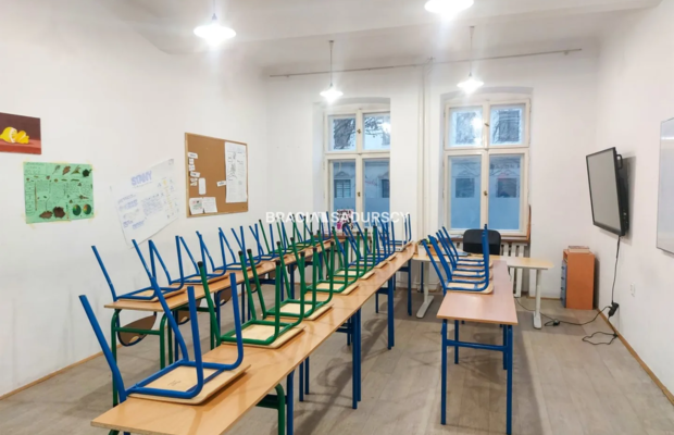 Powierzchnie biurowe, szkolne na Starym Mieście