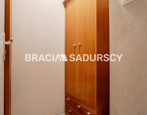 3-POKOJOWE, BALKON, ATRAKCYJNA LOKALIZACJA