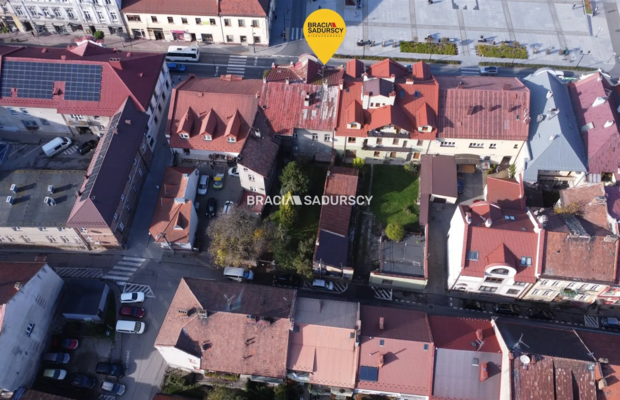 Kamienica w centrum Bochnii z ogrodem i parkingiem