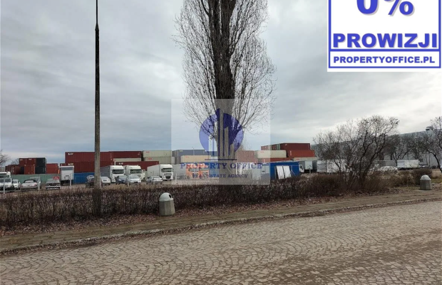 Praga Północ: plac na wynajem